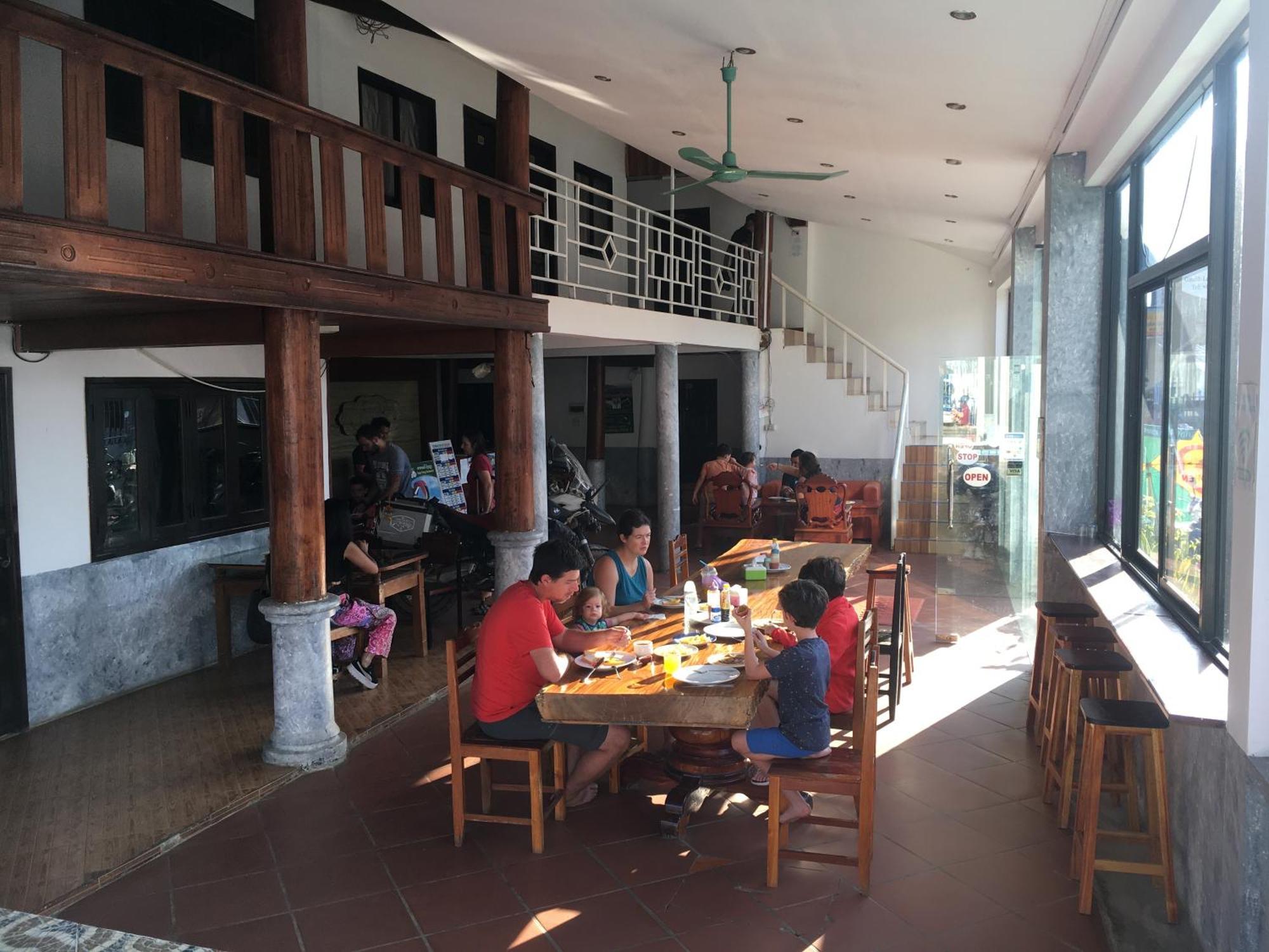 Lacasa Vang Vieng Hotel 外观 照片